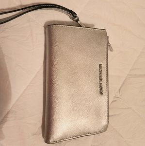 Michael Kors Wristlet